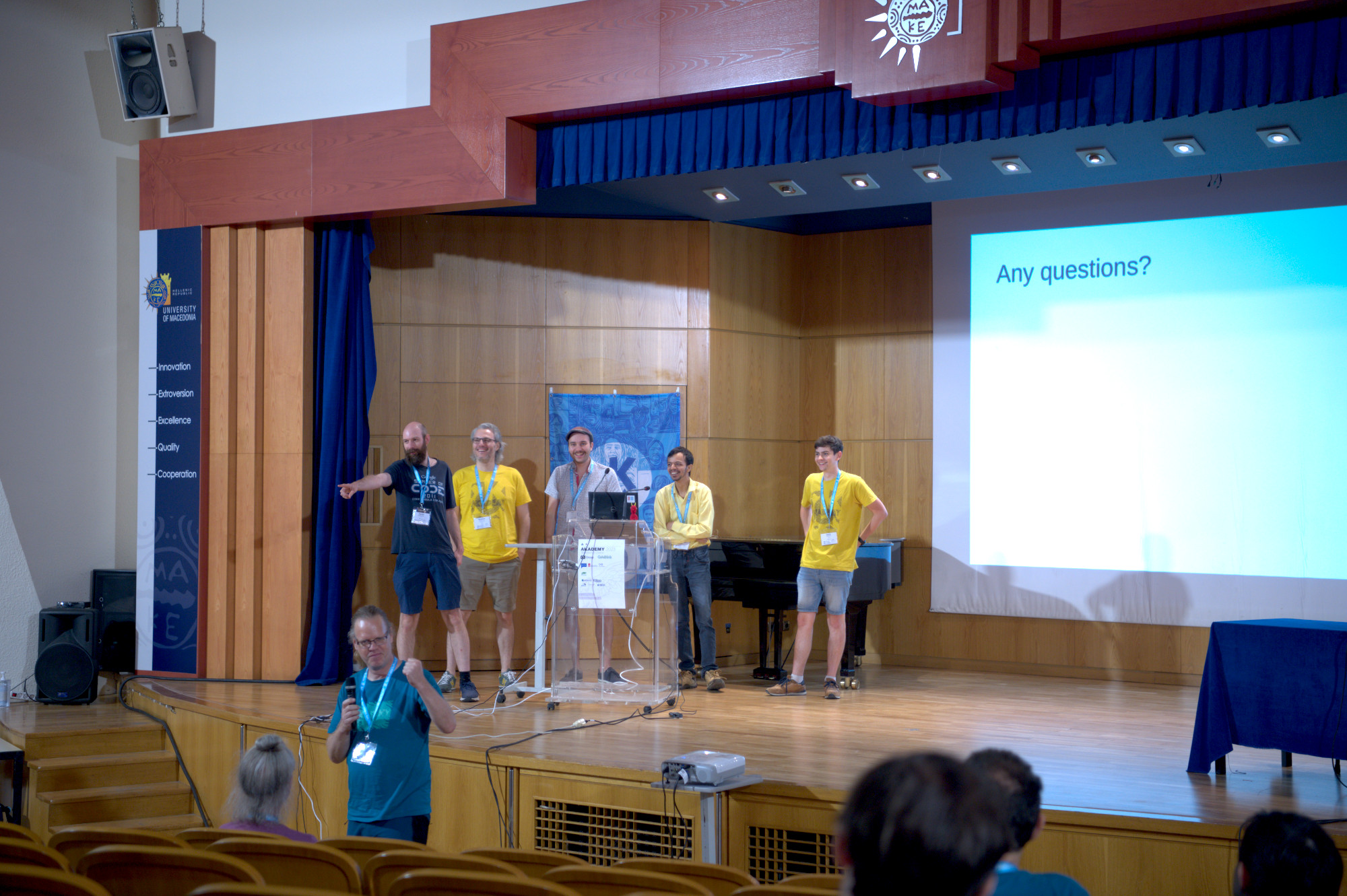 David
Edmundson, Neofytos Kolokotronis, Carl Schwan, Bhushan Shah, and Davi Redondo
telling us about the work carried out by the Working Groups.