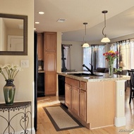 Traditional Light Wood Kitchen