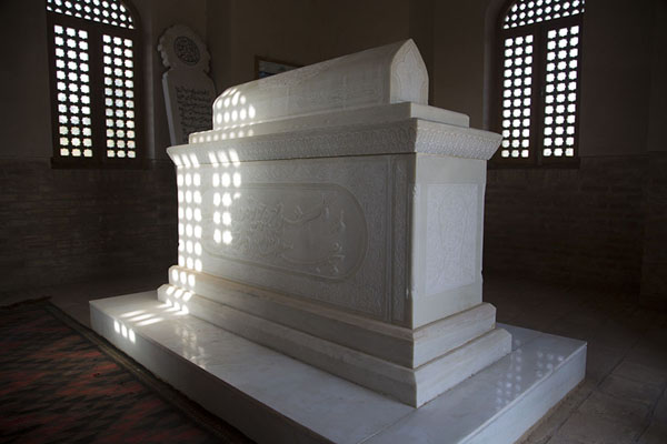 Marble tomb of Mir Ali Shir Nawai in its own mausoleum | Gowhar Shad Mausoleum | Afghanistan