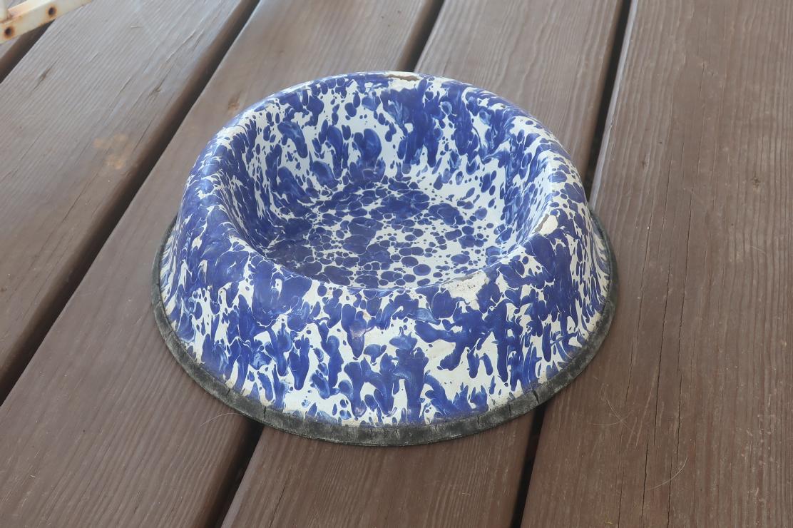 Enamelled Dog Bowl