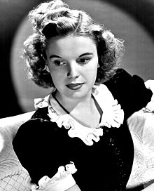 Judy Garland-publicity.JPG