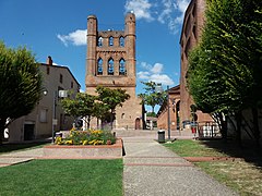 圣母升天教堂（法语：Église Notre-Dame-de-l'Assomption de Villefranche-de-Lauragais）