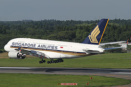 Анхны хэрэглэгч Singapore Airlines