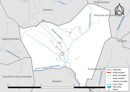 Carte en couleur présentant le réseau hydrographique de la commune