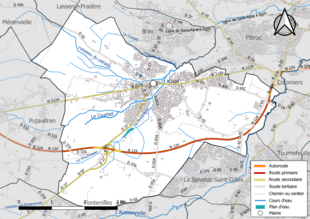 Carte en couleur présentant le réseau hydrographique de la commune