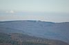 Blick von der Hohen Acht zum Steinerberg mit Steinerberghaus