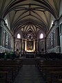 Église Saint-Jacques : nef et chœur.