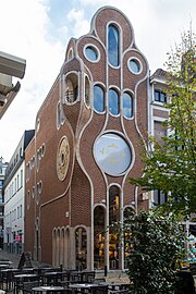 Kalandestraat no. 1 in Ghent, Belgium, by Denis Van Impe and Colette Van Vynckt (1980)[236]