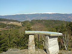 Vue sur Pierre-sur-Haute.