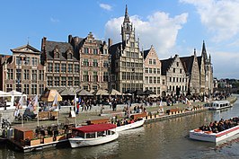 Graslei, Gent: De straat, de rivier en de gebouwen