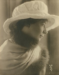 Sara Teasdale. Photograph by the Gerhard Sisters, ca. 1910
