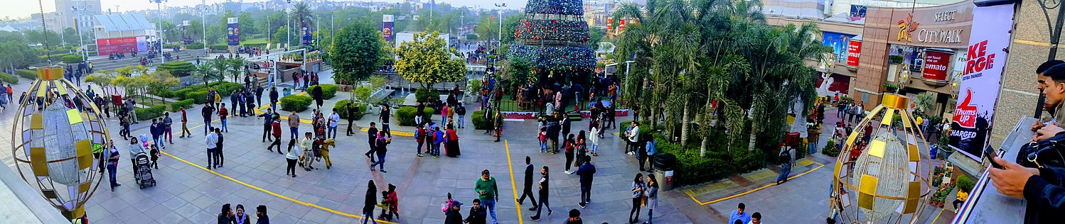 Panorama of Select Citywalk