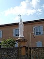Nouvelle statue de Notre-Dame de Lourdes.