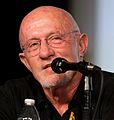 Jonathan Banks interpreta Mike Ehrmantraut