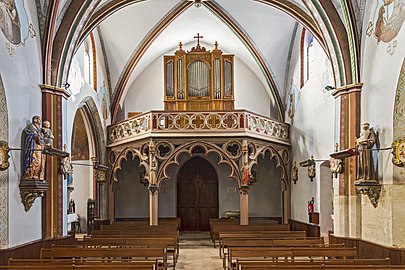 Contre-façade et orgue