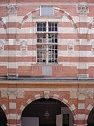 Henry IV courtyard, brick and stone polychromy.