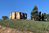 Ruine der Kirche von Bernis