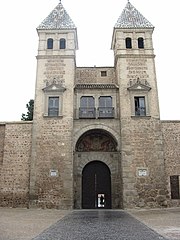 Puerta de Bisagra, desde el interior