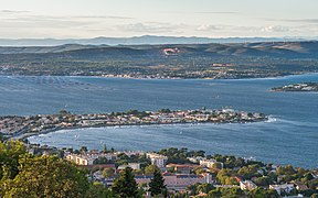 L'étang de Thau vu depuis Sète.