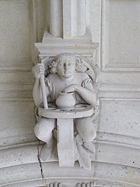 Tour au bâton, sculpture du château de Pierrefonds, Oise