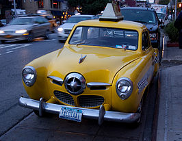 Studebaker Taxi uit de jaren 50 met de markante kogelneus