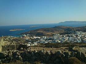 Vue sur le port de Kimolos.