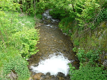 La Neste d'Oueil à l'ouest du village de Cirès.