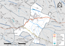 Carte en couleur présentant le réseau hydrographique de la commune