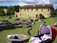 Abbaye de Bonnefont, Proupiary.jpg