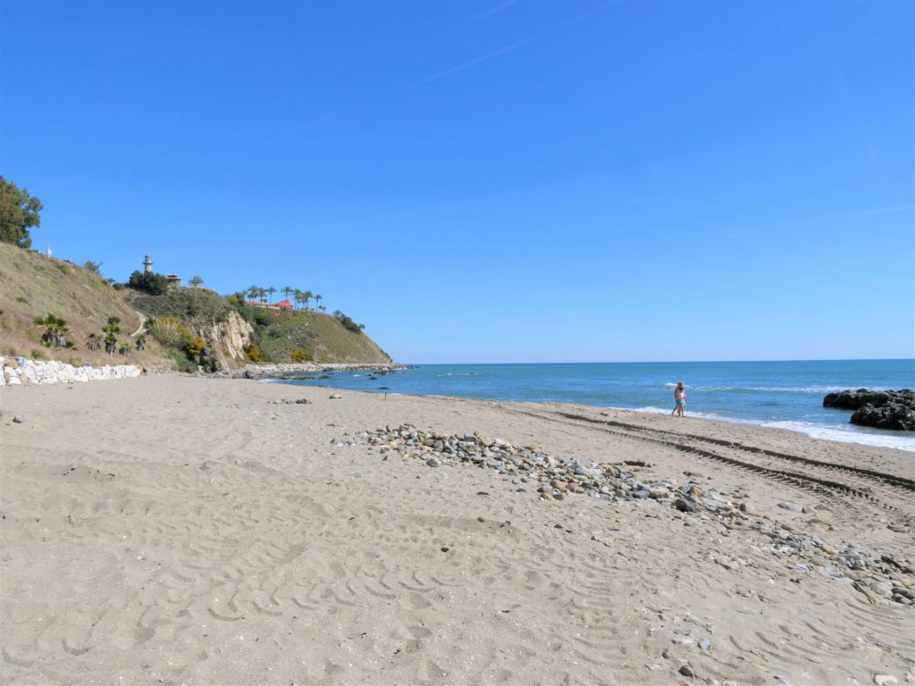 plaże Benalmadeny prowincja Malaga