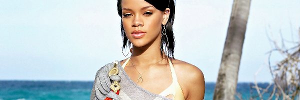 Fenty, Rihanna, Robyn