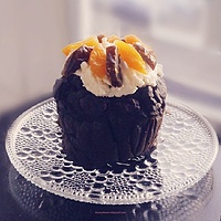 Big chocolate muffin with ricotta and dried fruits #chocolateaddict #choco #chocolate #omnomnom #instafood #sweets #chocolate #baking #food #foodporn #fruits #healthy #sweet #sugar #cocoa #ricotta #princess #summei #tasty #breakfast