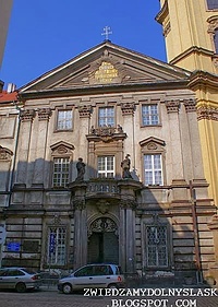 LEGNICA - Klasztor oo Franciszkanów.  (GPS - 51.2086 / 16.1582.)