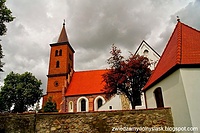 OSETNO - Kościół pw. Michała Archanioła.  (GPS - 51.6351 / 16.4611.)