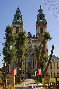 KRZESZÓW - Sanktuarium Maryjne - Opactwo Cysterskie - Bazylika.  (GPS - 50.7327 / 16.0684.)