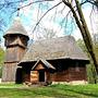 skansen w olsztynku: kościół, wieża, kapliczka