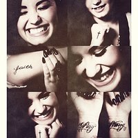 DemiLovato #best #inspiration #motivation #staystrong #faith #love #beliveinyourself #l4l #tattoos #instalike #smile 
Love ya @ddlovato ♥♡♥