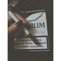 Chciałabym zniknąć... #cherry #djarum #sad #hate 
Powroty są ciężkie.