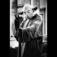 Yoda #starwars #london #trafalgarsquare #follow #followme #street #city #cool #follow #polska #poland #goodtime #instadaily #instafollow #igers #liking #photooftheday #fotopawelolsztyn #bnw #portrait #funny