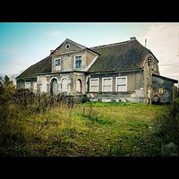 Dworek Grzymałów #olsztyn #polska #poland #jesien #dworek #grzymalow #olds #house #home #palace #palac #dom #warmia #track #mazury #xperial #fotopawelolsztyn #follow #followme #goodtime #lubiepolske #loves_poland #igersolsztyn #liking #city #ulica #street