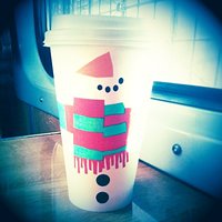 Kawa w bałwanku zawsze spoko #coffee #heaven #coffeheaven #costacoffee #cinnamon #cocoa #so #delicious #tasty #milk #snowman #winter #warming #good #train #wroclaw #wroclove #adventure