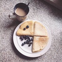 Zapowiada się dobry dzień ♡ ♡ ♡
#breakfast #naleśniki #borówki #love #coffeetime #coffeelover #rybnik