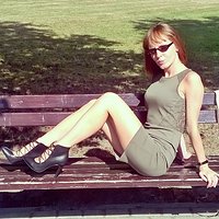 Hello #polishgirl #sun #smile #deezeelook #highheels #beautiful #weekend #redhair #elegant