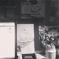 Część mojego biurka w ramach #blackandwhitechallenge :) #desk #homeoffice #fejwryt #bw #instadesk #art