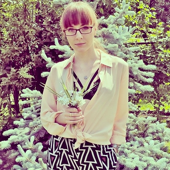 Hello #spring #polishgirl #polishwoman #beautiful #flowers #sunny #relax #freetime #lace #lingerie #bra #elegant #SlowLife