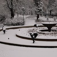 Park Podzamcze, fontanny i rzeźby