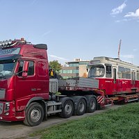 Volvo FH16 700 semi-trailer truck #2