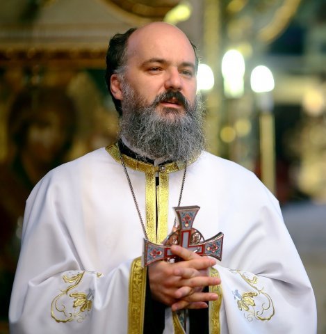 Pr. Constantin Sturzu: DUHOVNICUL NU ESTE UN “GURU”