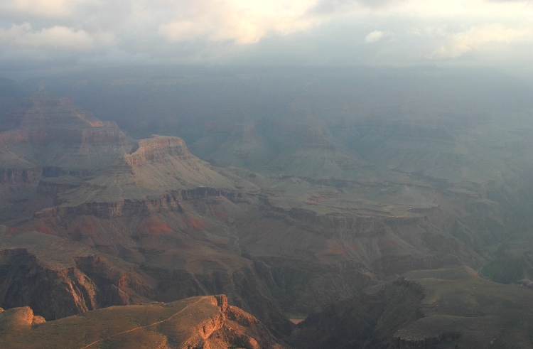 Grand Canyon
---------
 (  ,      )