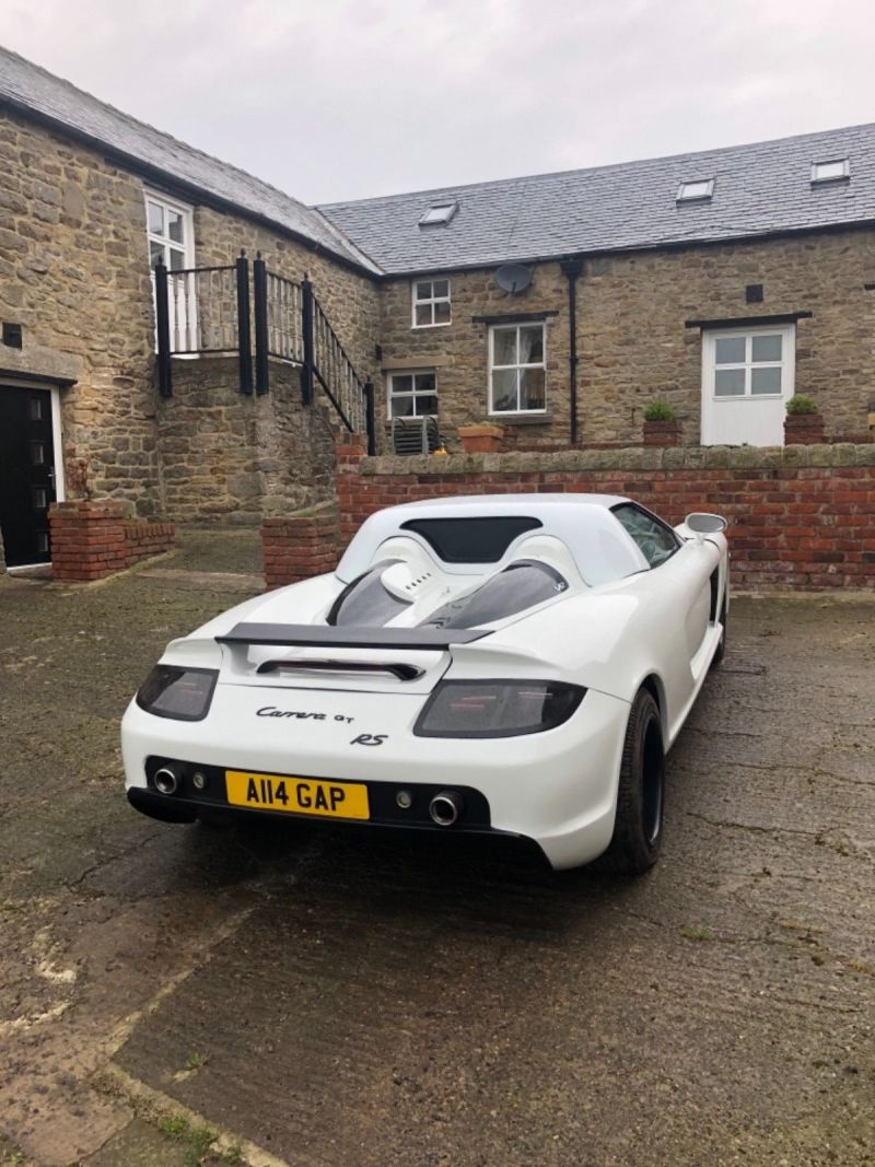 С фейкового Porsche Carrera GT, продающегося на ебее, можно ржать в голос